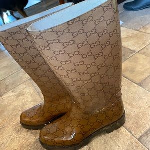 Gucci rain boots